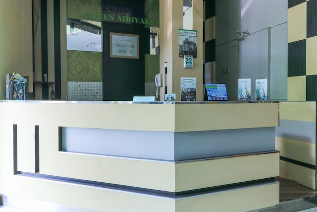 ポンドック グリーン アディヤクサ シャリア