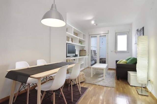 テュアンフィトリオン アパートメント アユンタミエント