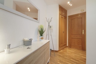 テュアンフィトリオン アパートメント アユンタミエント