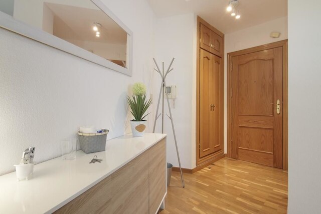 テュアンフィトリオン アパートメント アユンタミエント