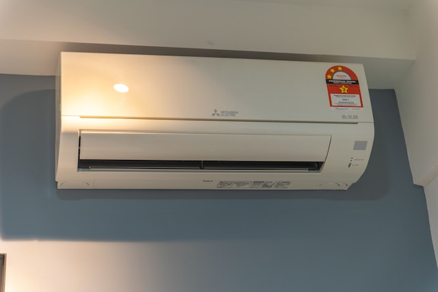 OYO ホーム 1106 プレミアム、ベッドルーム 2 室、1 テブラウ