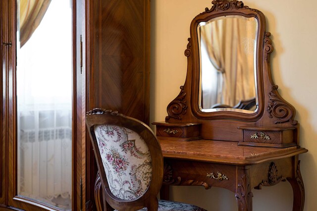 アット ザ ファウンテン アパートメンツ