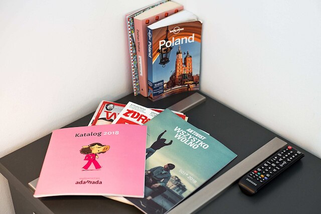 アット ザ ファウンテン アパートメンツ