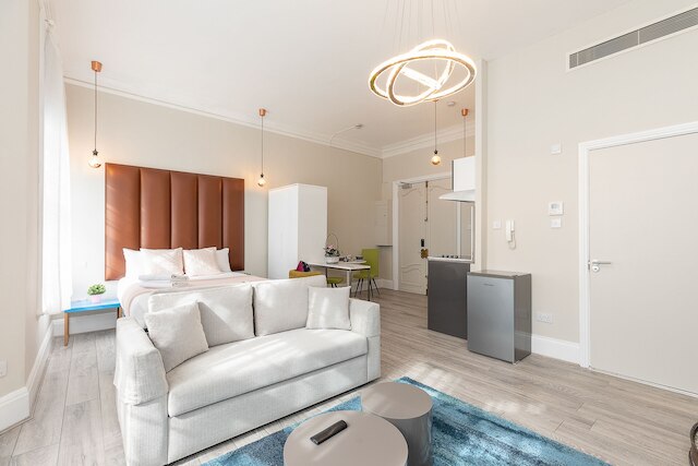 ラグジュリアス エア コンディションド アパートメント ハイ ストリート ケンジントン