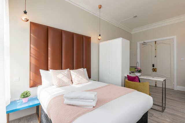 ラグジュリアス エア コンディションド アパートメント ハイ ストリート ケンジントン