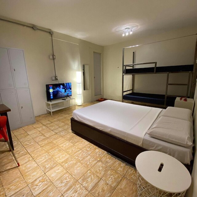 ザ ハブ ディストリクト ホステル アンド ドーム