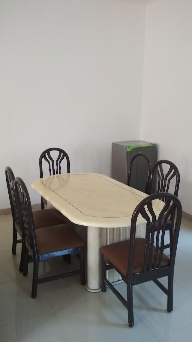 デ スタミ パスツール ヴィラ、ハウスインバンドン