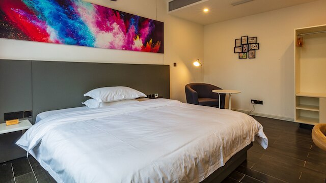 スチャ ホテル チェンデュ ホンハイルー ステーション (索性酒店成都紅牌樓地鐵站店)