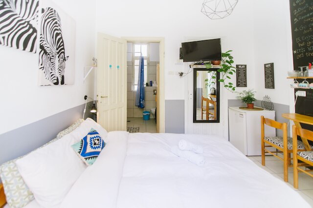 15 ベン イェフダ スタジオズ