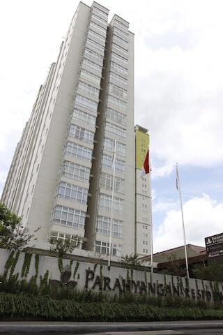 テン イレブン リビング ポイント