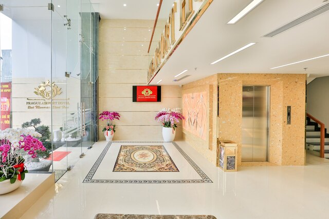 プラハ サイゴン エアポート ホテル