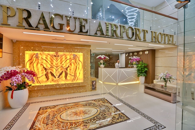 プラハ サイゴン エアポート ホテル