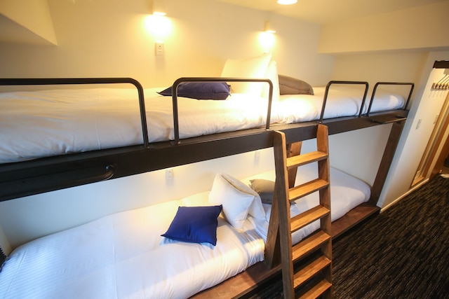 N.33 Hakata Sta. East