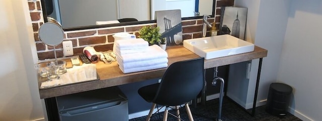 N.33 Hakata St. Riverside