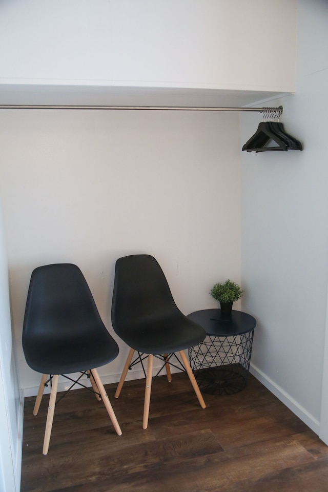 N.33 Hakata St. Riverside