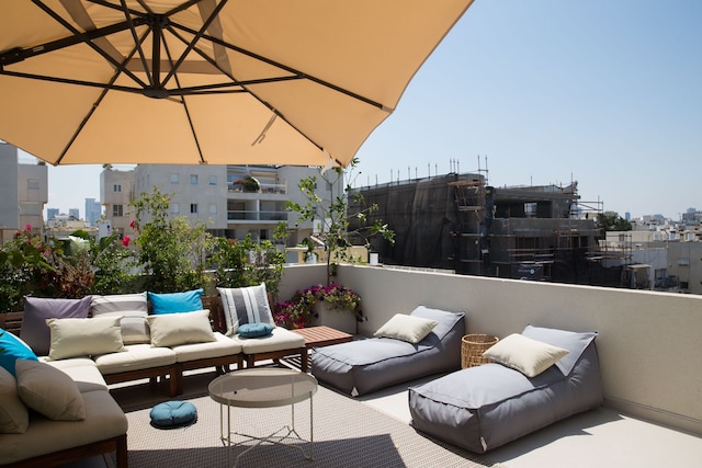 マジック ペントハウス TLV ハーバー