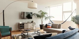 ファースト クラス アパートメント、Mr.W