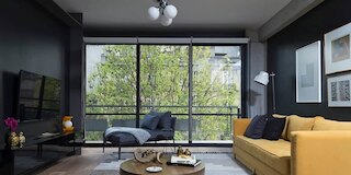 ツァイトガイスト ローマ スタジオ、Mr.W