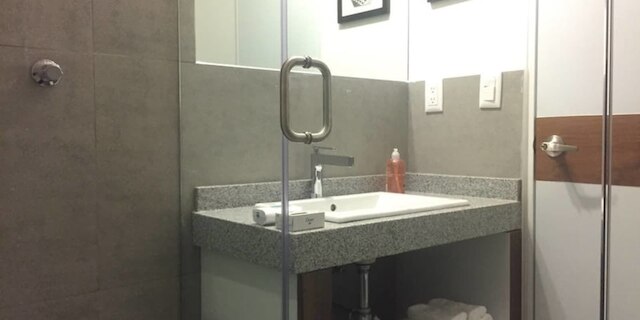 ユニーク ローマ タウン ハウス、Mr.W