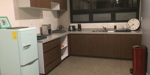 ユニーク ローマ タウン ハウス、Mr.W