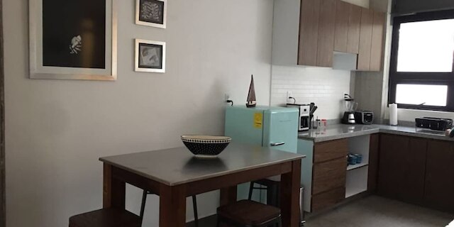 ニュー プライベート ローマ テラス、Mr.W