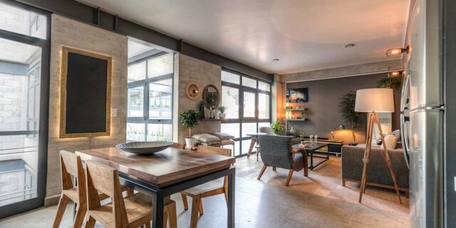 アーバン ローマ ドリーム、Mr.W