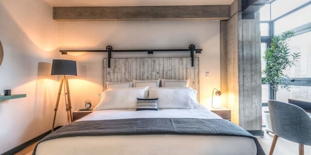 アーバン ローマ ドリーム、Mr.W