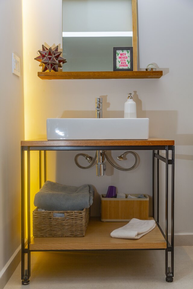 サニー ヴィブラント PH、Mr.W