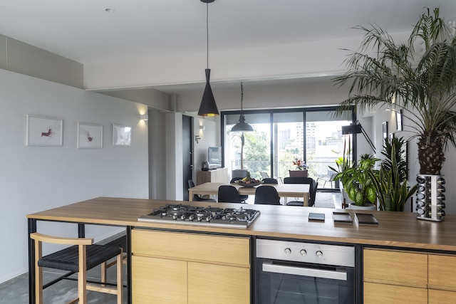 ボヘミアンズ チョイス、Mr.W