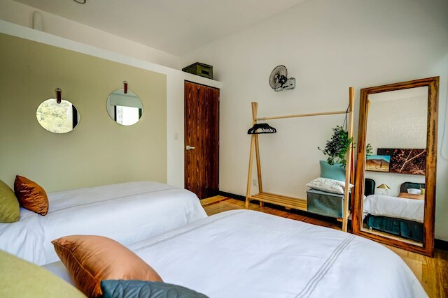 Mxシティ スカイライン ビュー、Mr.W