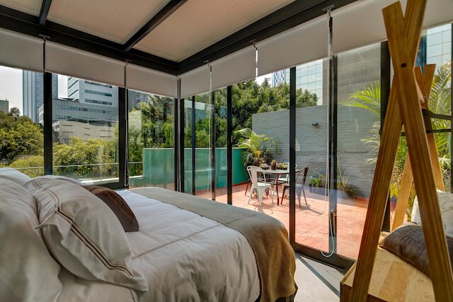 Mxシティ スカイライン ビュー、Mr.W