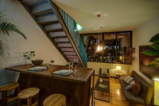 Mxシティ スカイライン ビュー、Mr.W