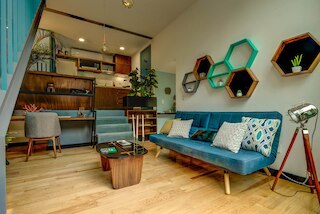 バーズ ビュー PH、Mr.W