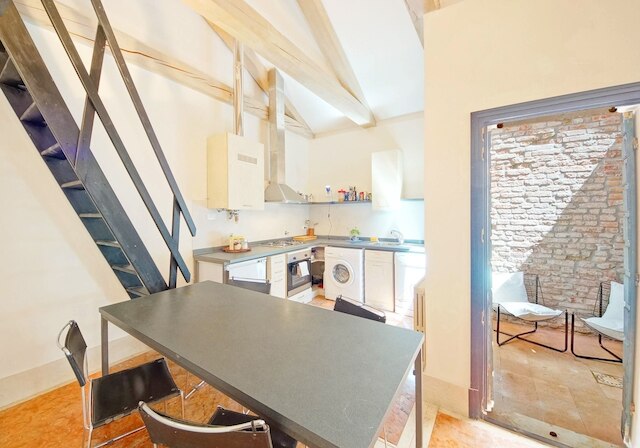 ドルチェヴィータ アパートメンツ N. 181