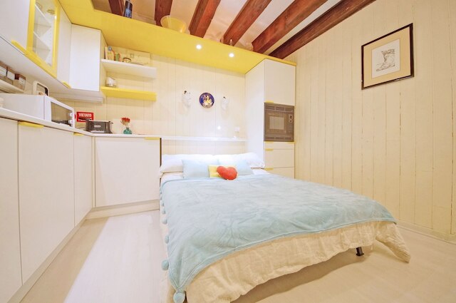 ドルチェヴィータ アパートメンツ N. 185