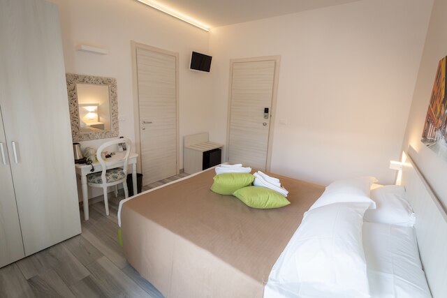 メアリーズ タワー