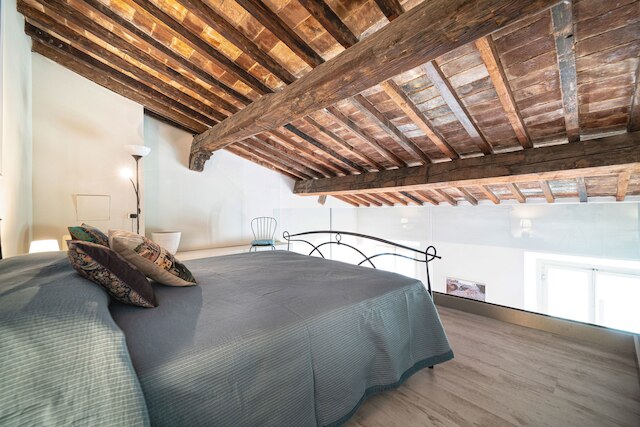 カブール スイート メザニン