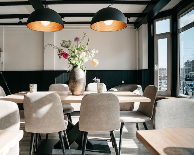 ホテル ヴァン セルダー