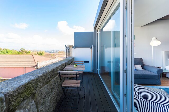 DA ホーム - フンタイーニャス スタイリッシュ スタジオ