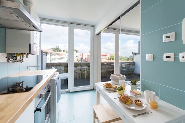 DA ホーム - フンタイーニャス スタイリッシュ スタジオ