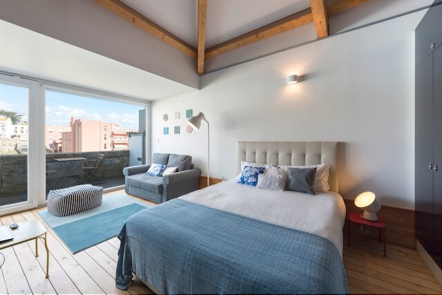 DA ホーム - フンタイーニャス スタイリッシュ スタジオ