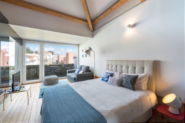 DA ホーム - フンタイーニャス スタイリッシュ スタジオ