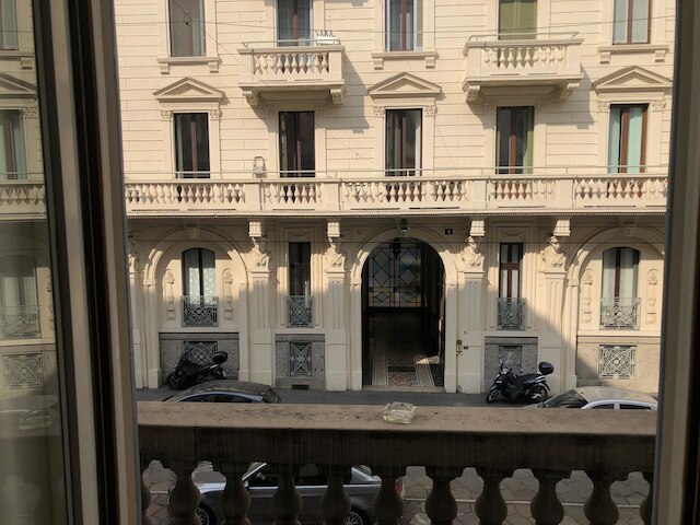 ボッコーニ アパートメント