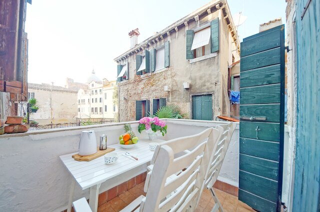 ドルチェヴィータ アパートメンツ N. 408