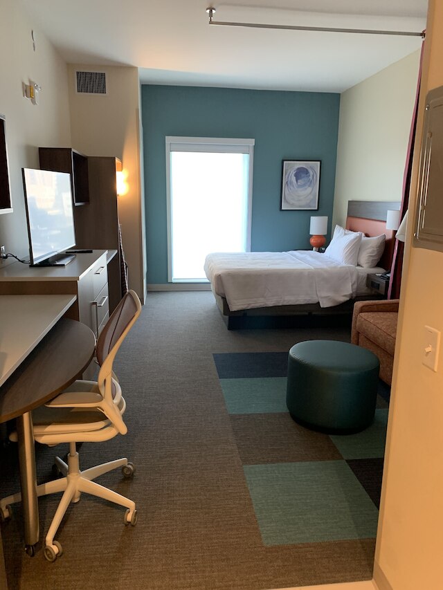 ホーム 2 スイーツ バイ ヒルトン シャーロット アップタウン ノースカロライナ