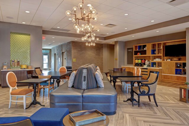 ホーム 2 スイーツ バイ ヒルトン シャーロット アップタウン ノースカロライナ