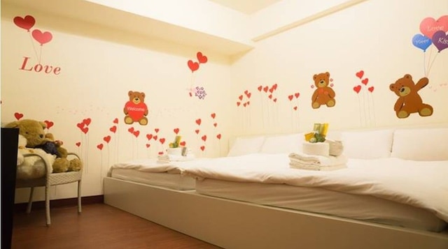 ラブ フェンジャ カラフル ホテル