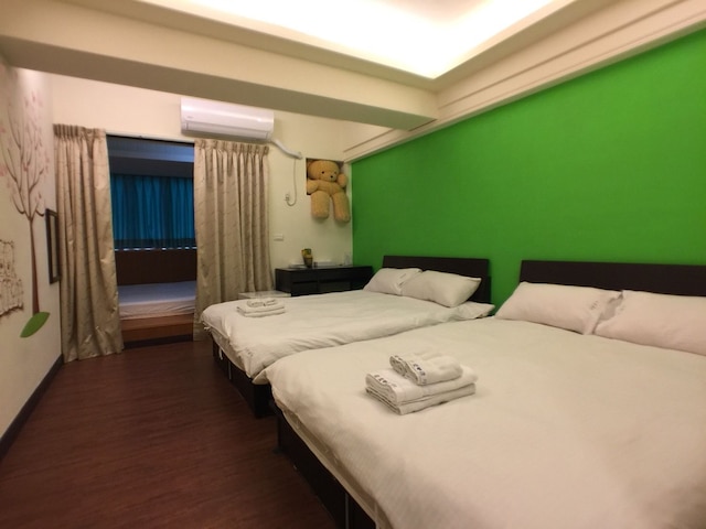 ラブ フェンジャ カラフル ホテル