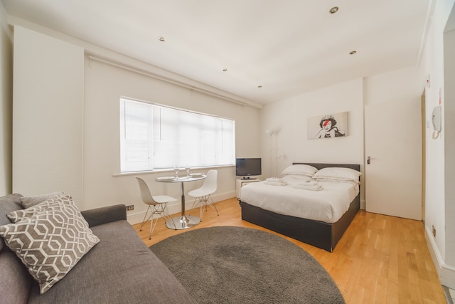 スマート スタジオ ダルブレイ セント ベリック ストリート