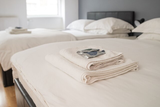 スペーシャス スタジオ アパートメント ソーホー スクエア